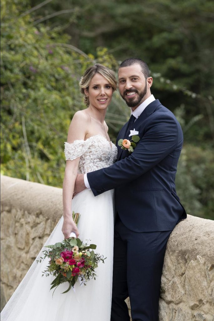 Tiago e Dina noivos no Casados à Primeira Vista