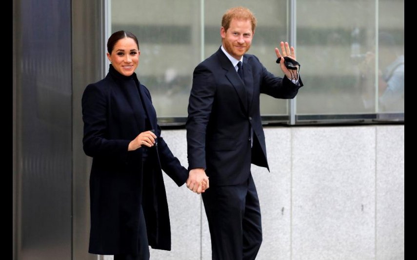 Meghan e Harry não vão subir à varanda do Palácio de Buckingham nas celebrações do Jubileu da rainha Isabel II, mas vão estar com a monarca.