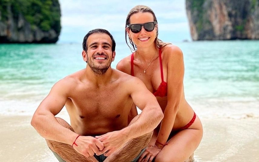 Jani Gabriel está de férias com o namorado, André Santos, na Tailândia. A apresentadora do Fama Show não deixou ninguém indiferente com a excelente forma física.