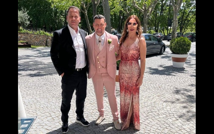 Maniche deu o nó com Joana Carvalho este domingo, dia 8 de maio. O ex-jogador partilhou uma imagem do casamento, em conjunto com uma declaração à mulher.