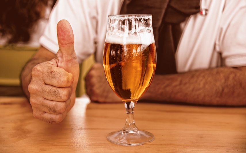 Em causa estão os benefícios que o consumo de uma cerveja por dia pode ter no nosso intestino.