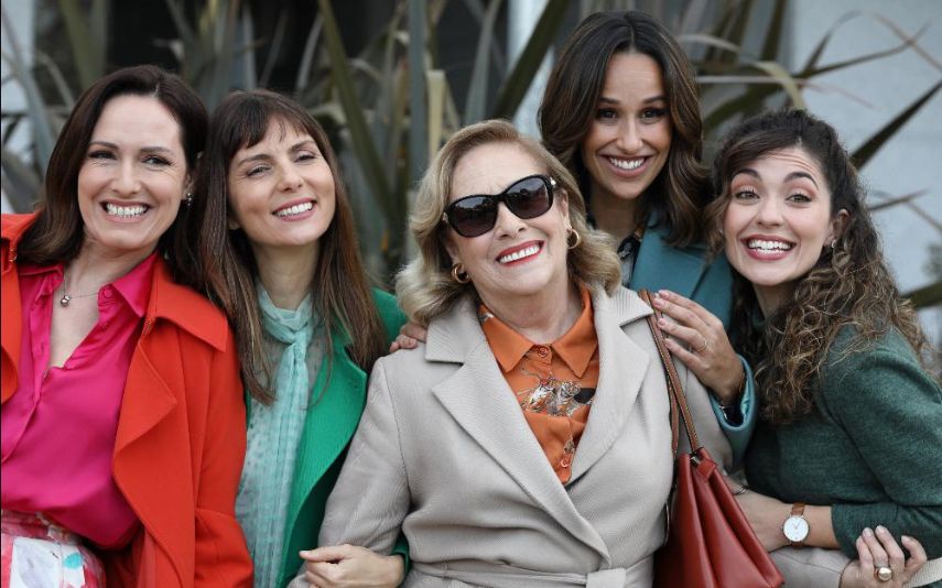 Fernanda Serrano, Sara Barradas, Joana Seixas e Rita Pereira, do elenco de Quero é Viver, fazem questão de mostrar a boa relação que têm. Desta vez gravaram um vídeo hilariante que acabou por se tornar viral.
