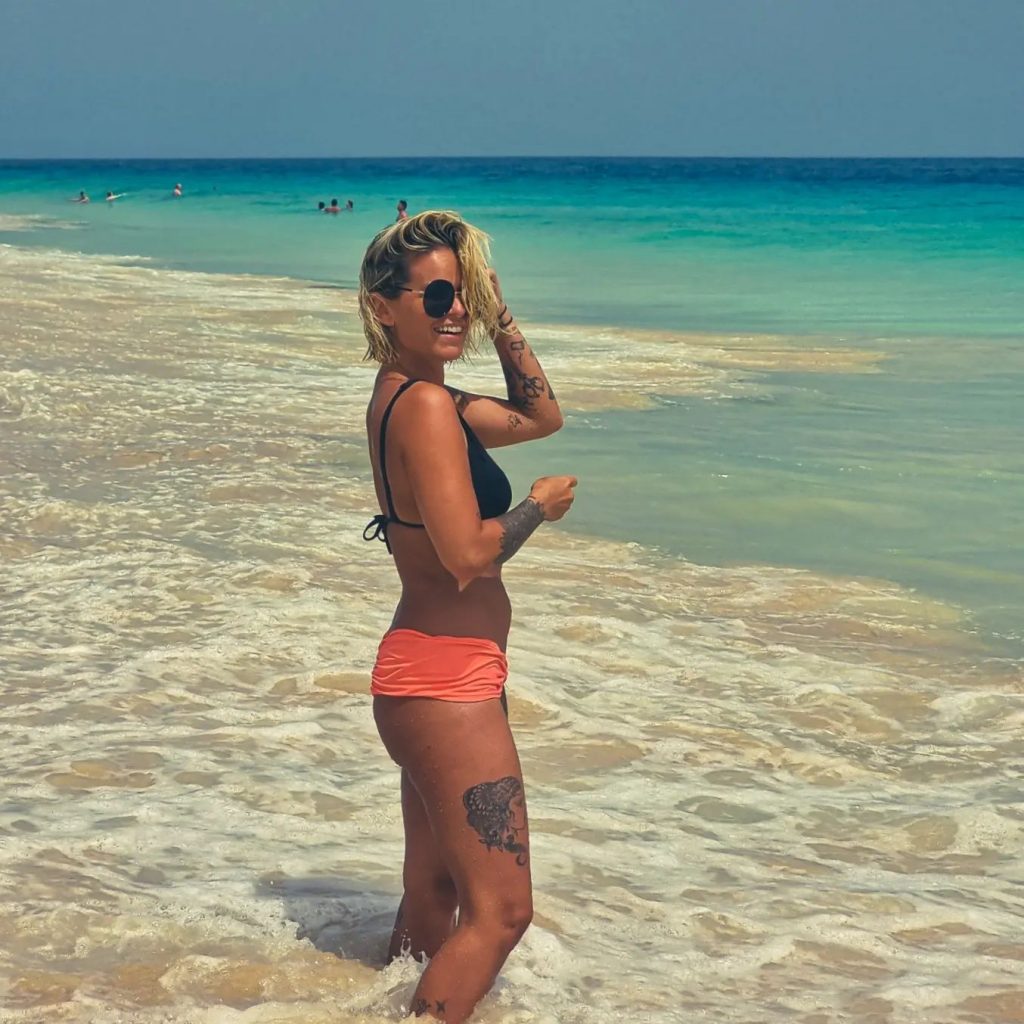 Aurea está de férias na Ilha do Sal, em Cabo Verde. A cantora tem partilhado algumas fotografias e somado muitos elogios!