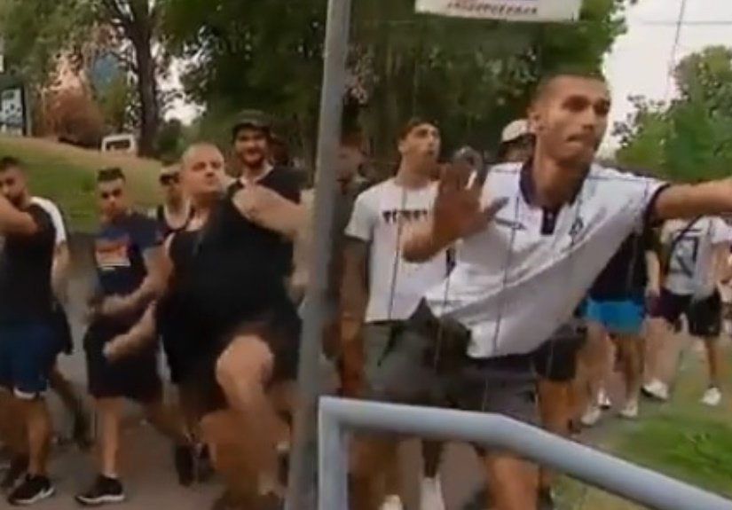 Um repórter da TVI/CNN Portugal foi agredido após o jogo Vitória SC-Hajduk Split, em Guimarães no dia 10 de agosto. Veja tudo.
