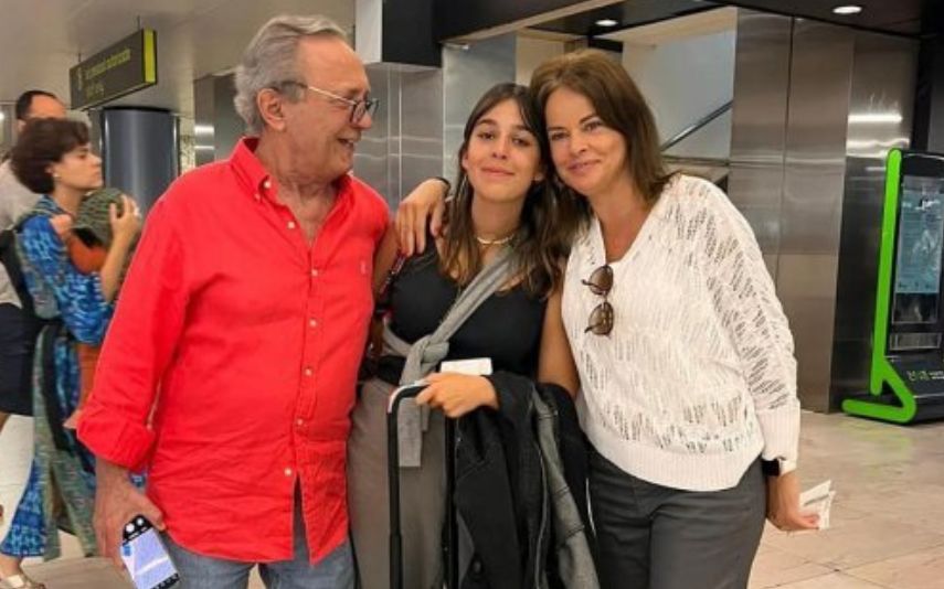 Mariana, filha de Carlos Cruz e Raquel Rocheta já tem 20 anos e despediu-se agora dos pais para prosseguir os estudos no Brasil! "Sempre aqui para ti", escreveu a mãe da jovem.