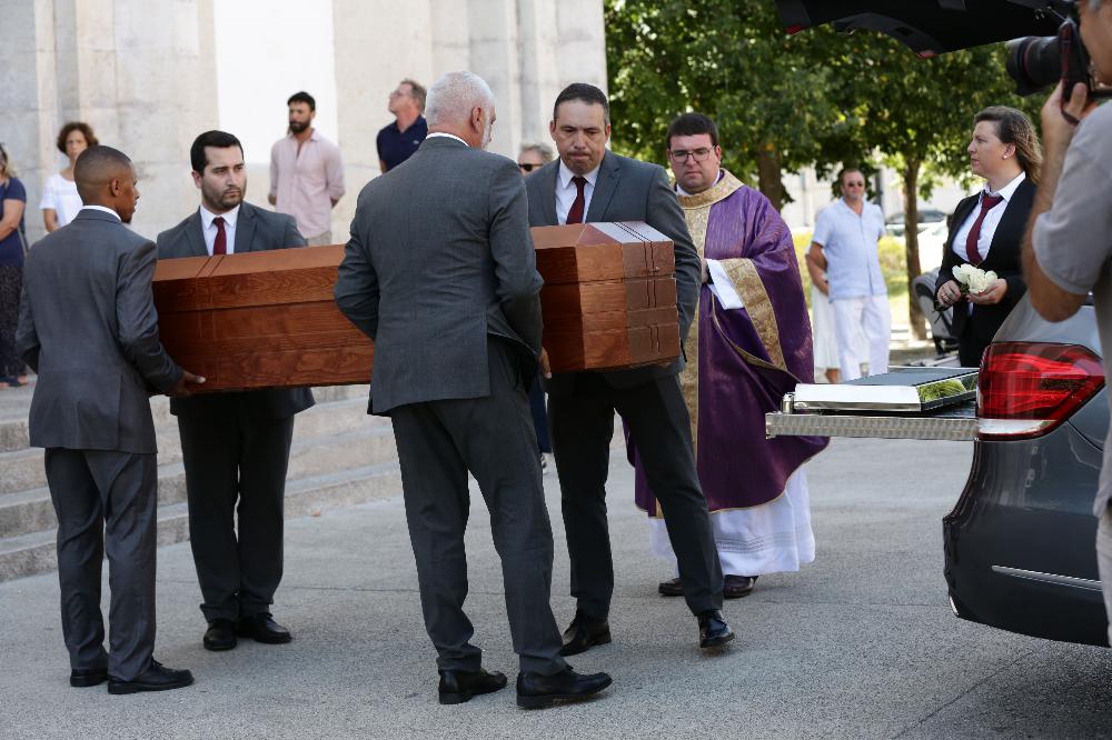 O funeral de Mariama Barbosa