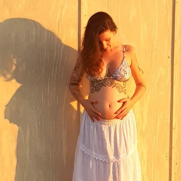 Tatiana Valério é mãe de Maria Constança, de dois anos, e está a aguardar um segundo filho. Saiba já o sexo do bebé da ex-concorrente dos Agricultores da SIC.