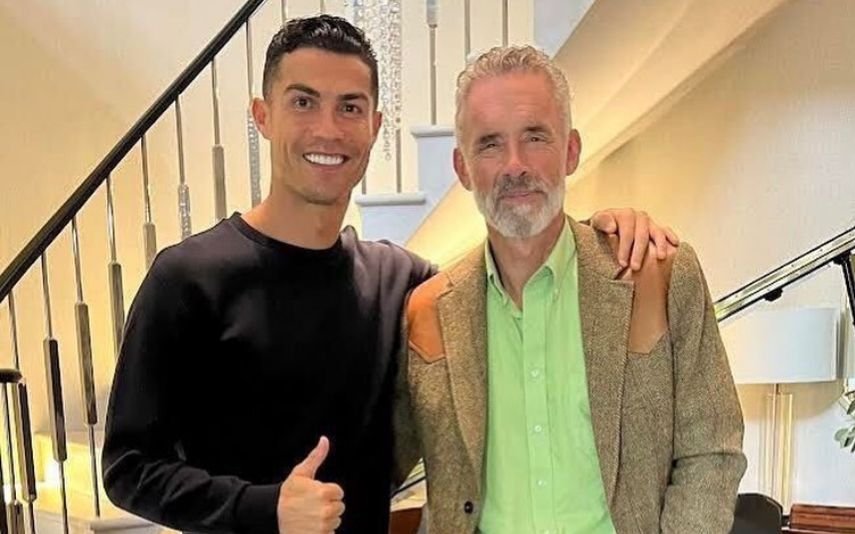 Cristiano Ronaldo encontrou-se com o famoso Jordan B. Peterson para debater sobre o seu futuro. Saiba os pormenores do encontro.