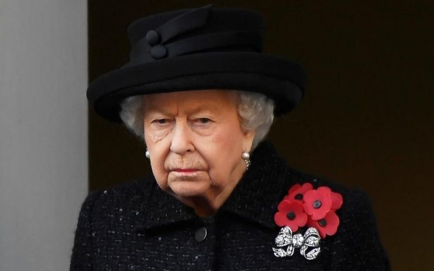 O Reino Unido está de luto após a morte da rainha Isabel II. A Casa Real Britânica divulgou o último registo fotográfico oficial da monarca.