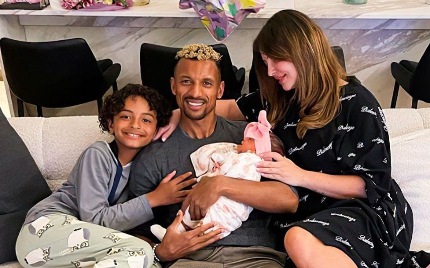 Luís Nani e Daniela Martins já foram pais pela segunda vez! O casal anunciou o nascimento da pequena Carolina através de uma foto amorosa.