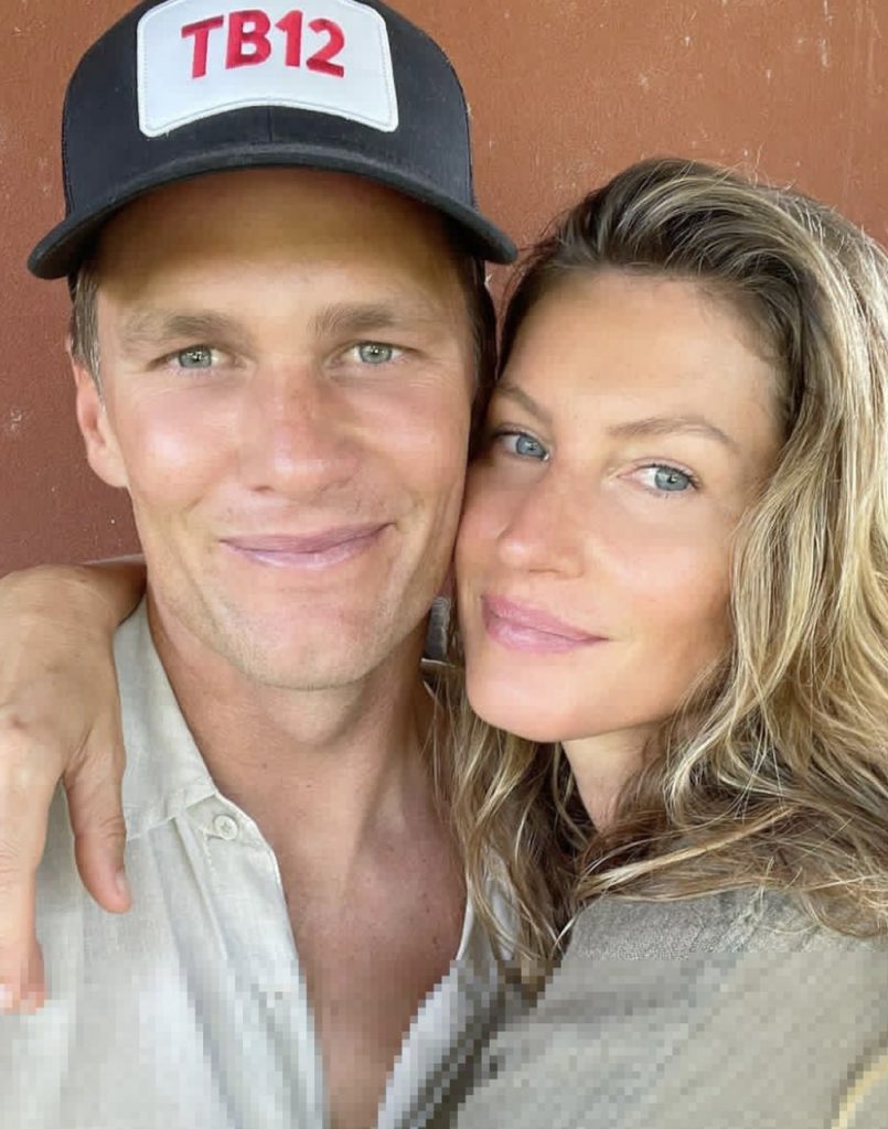 O casamento de Gisele Bündchen e Tom Brady chegou ao fim! Ex-casal emitiu um comunicado onde afirma que a decisão foi unânime apesar de ser "doloroso e difícil".