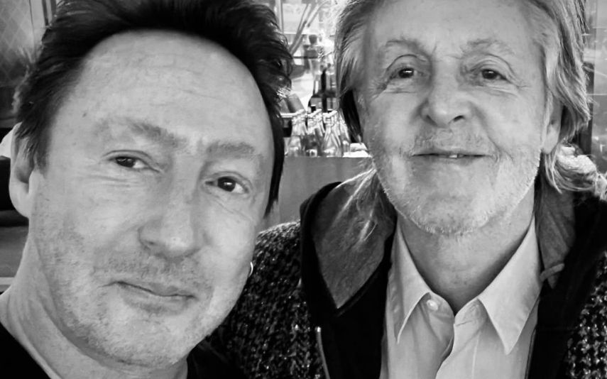 O filho mais velho de John Lennon encontrou Paul McCartney ocasionalmente num aeroporto e a imagem tornou-se viral.