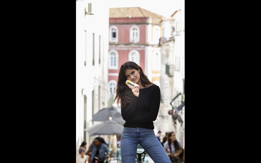 Sara Sampaio investiu numa bebida hard seltzers. A modelo portuguesa revelou como é que se apaixonou pela bebida: "Eu adoro vinho, mas nem sempre quero beber vinho".