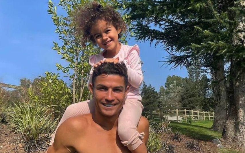 Cristiano Ronaldo com a filha, Alana Martina