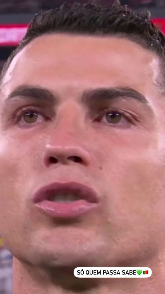 No primeiro jogo de Portugal no Campeonato do Mundo, Cristiano Ronaldo não conteve a emoção. As irmãs e a companheira deixaram-lhe mensagens de apoio.