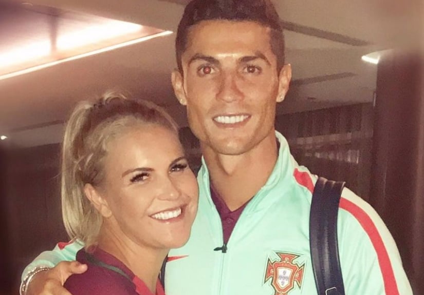 Katia Aveiro escreveu um texto emocionante sobre o irmão, Cristiano Ronaldo, e partilhou nas redes sociais. A irmã do craque confessa que lhe disse: "Chega de sofrer".