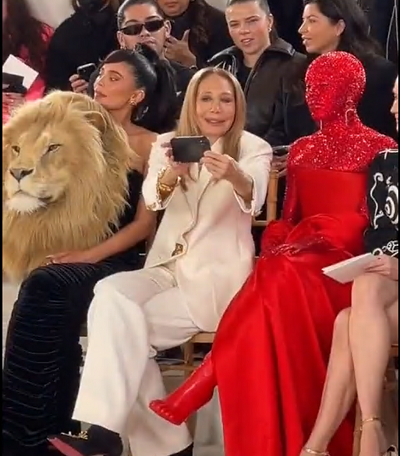 Kylie Jenner e Doja Cat na Paris Fashion Week 2023