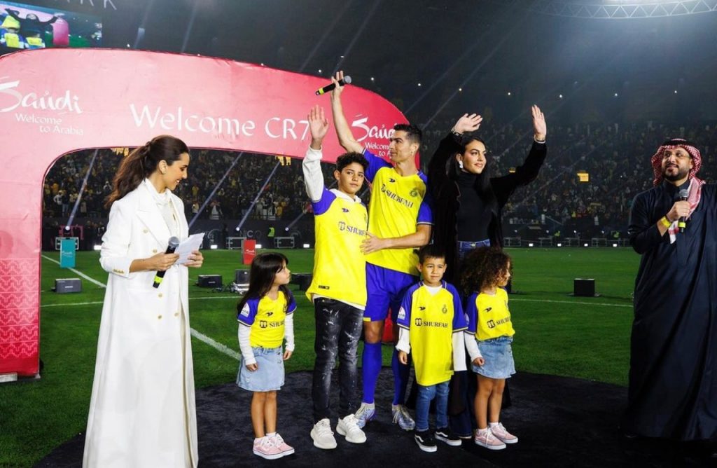 Cristiano Ronaldo, Georgina Rodríguez e a família