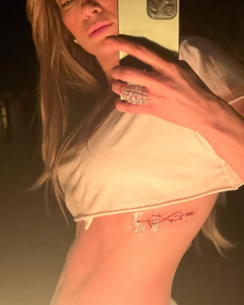 Tatuagem de Jennifer Lopez