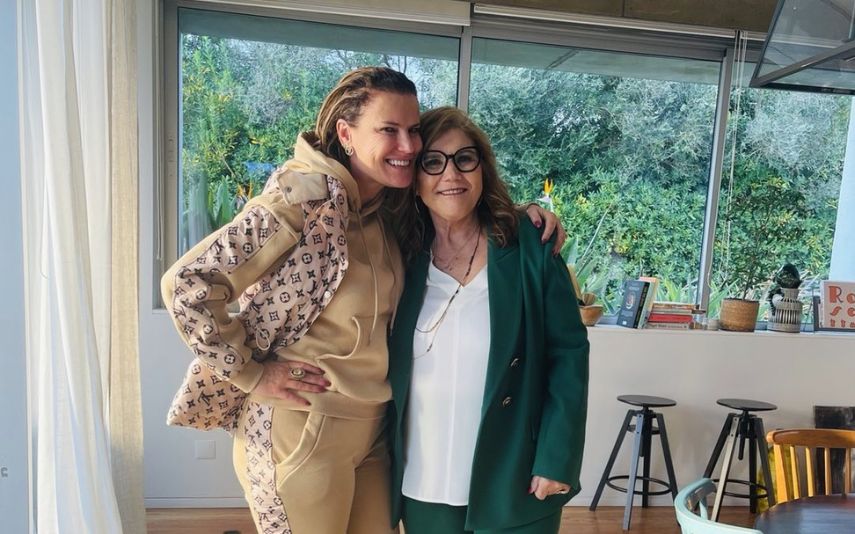Elma Aveiro com a mãe Dolores