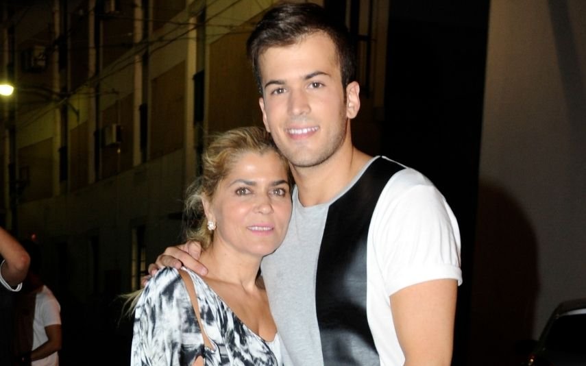 David Carreira com a mãe Fernanda Antunes