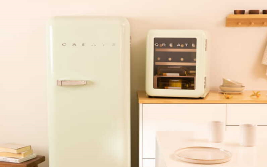 Neste verão, refresque a sua cozinha com os frigoríficos retro da Create